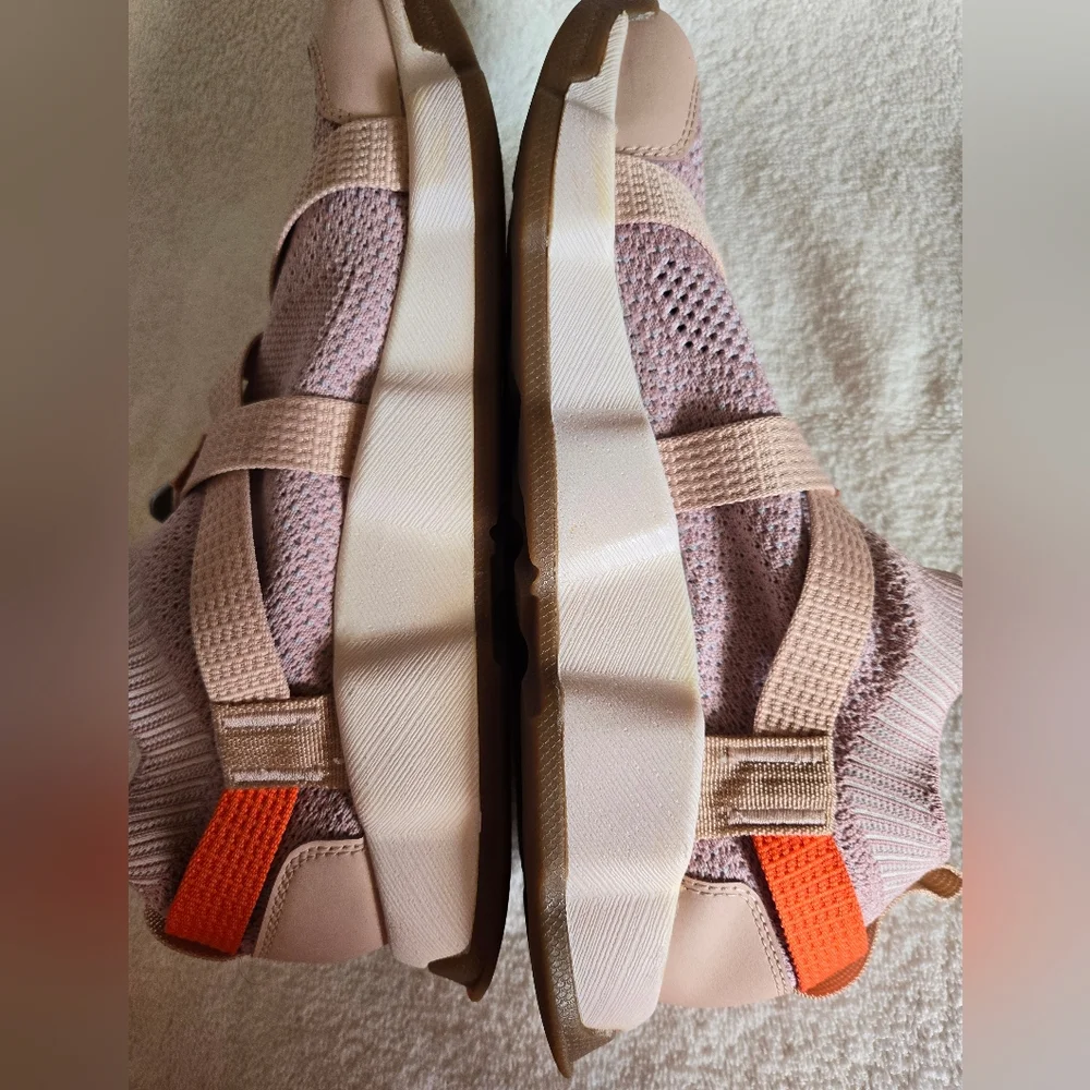 NWT Chaco Pink and Orange Knit Athletic sandal water shoe sneaker combo size 10